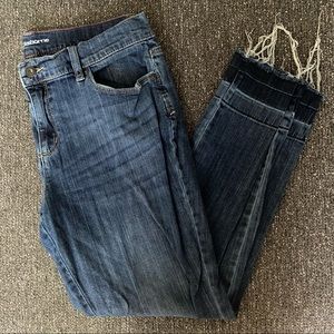 medium washed boyfriend jeans